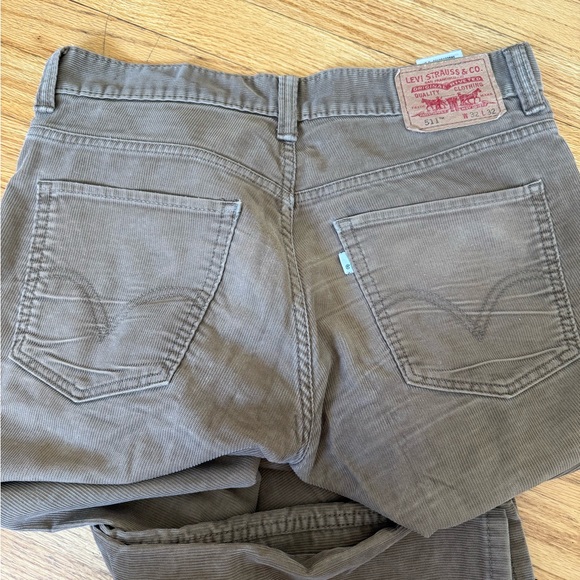 Levi's Men's Corduroy Pants in Brown - Size 32x32 - Picture 9 of 10